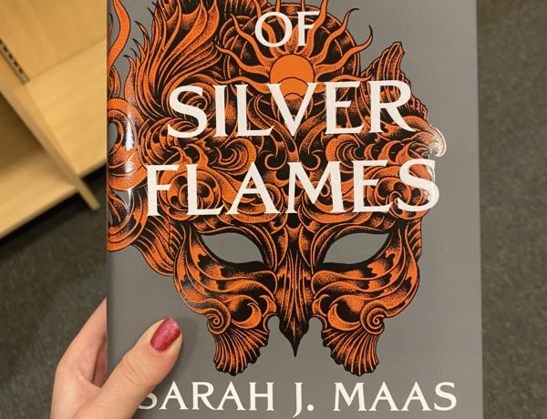 a court of silver flames book review